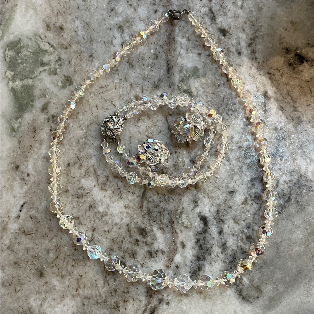 Elegant Crystal Beaded Necklace Bracelet earring Set